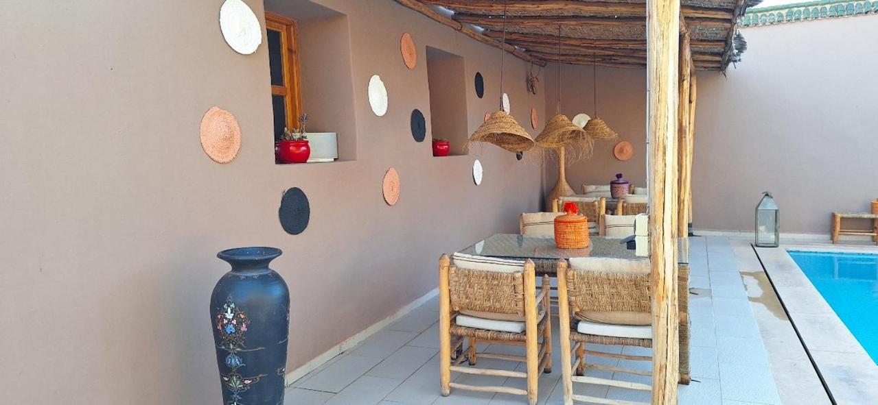 Jenny Lynn Hotel Tazrou Exterior photo
